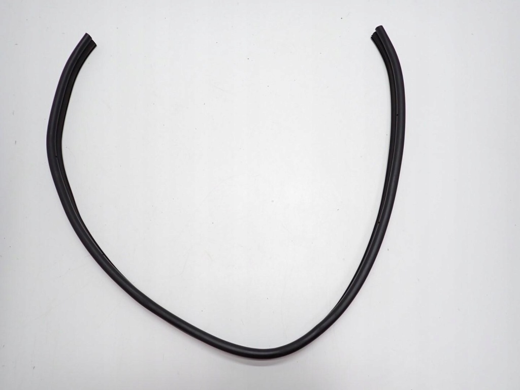 фото №1, Прокладка резиновый элемент жабо оригинал hyundai i30 ii 16r