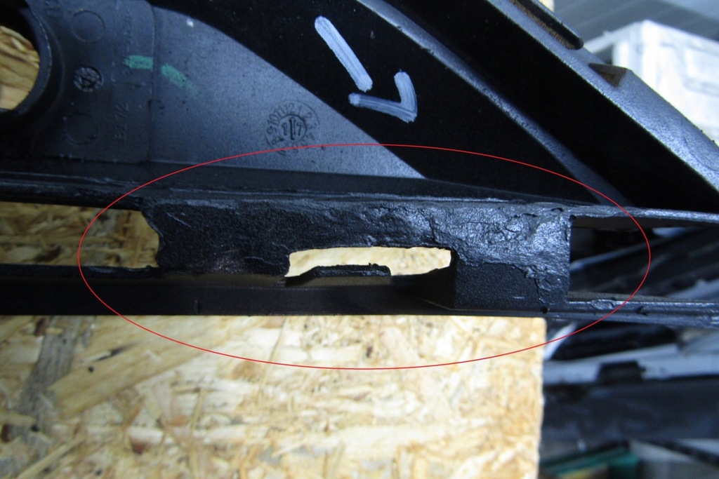 фото №13, Решітка бампера перед maserati levante 16- 670040749