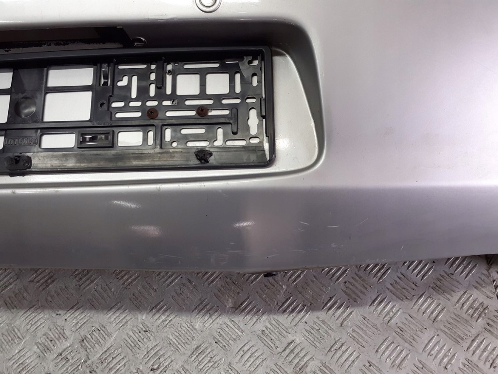 Бампер задній toyota yaris 2 1e7 Зі Шроту