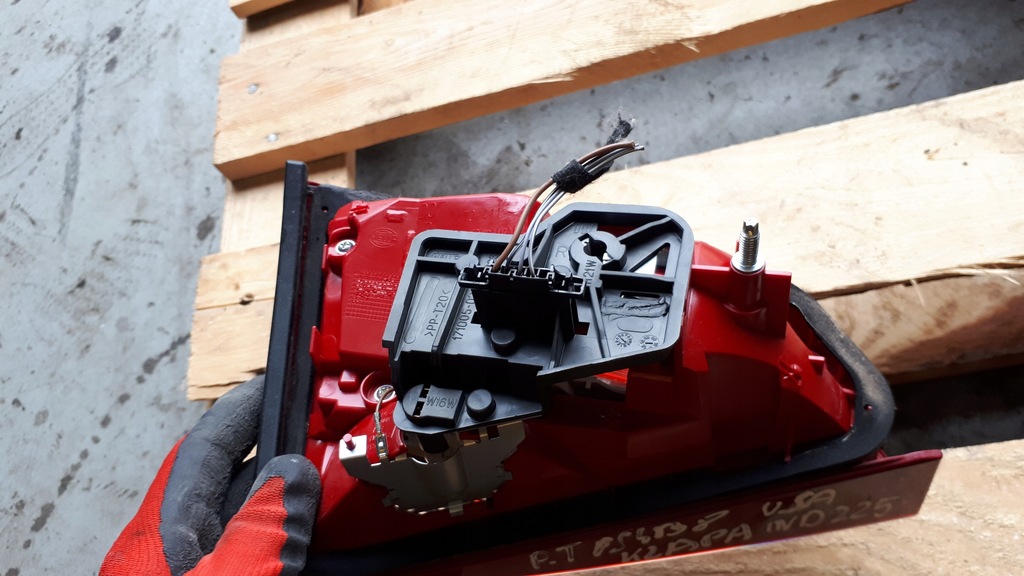 фото №7, S4 b8 a4 лампа правая правый задняя w крышка led