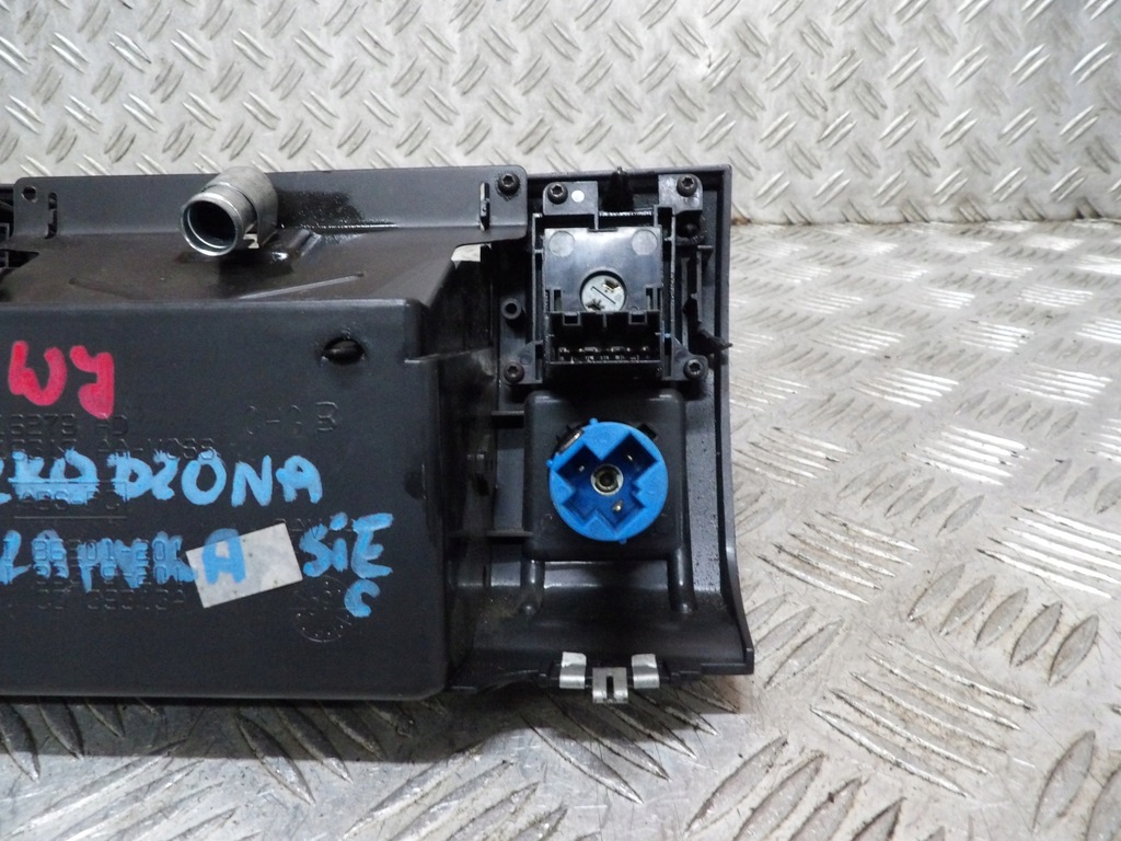 фото №8, Jeep grand cherokee wj попільничка панель перемикачі