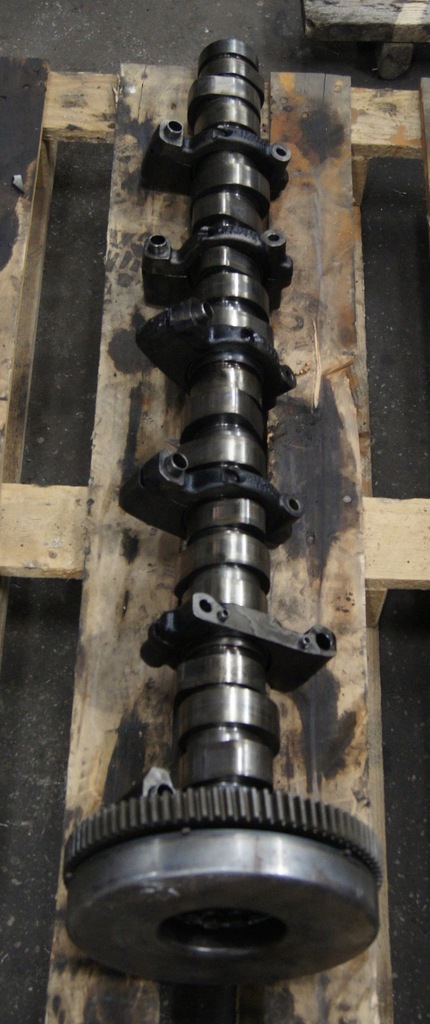 фото №1, Вал розподільного валу volvo fm renault 20746808 08w51