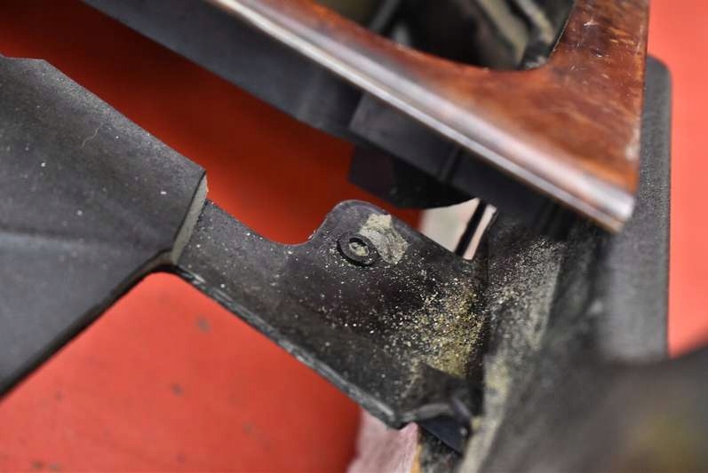 фото №12, Туннель средний подлокотник eu 8159687 bmw e39 00-04