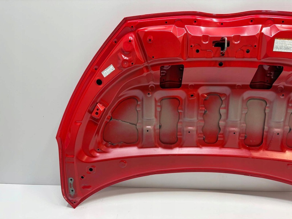 фото №10, Toyota yaris iv капот