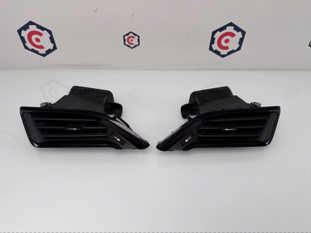 фото №1, Решётки обдув peugeot 208 i