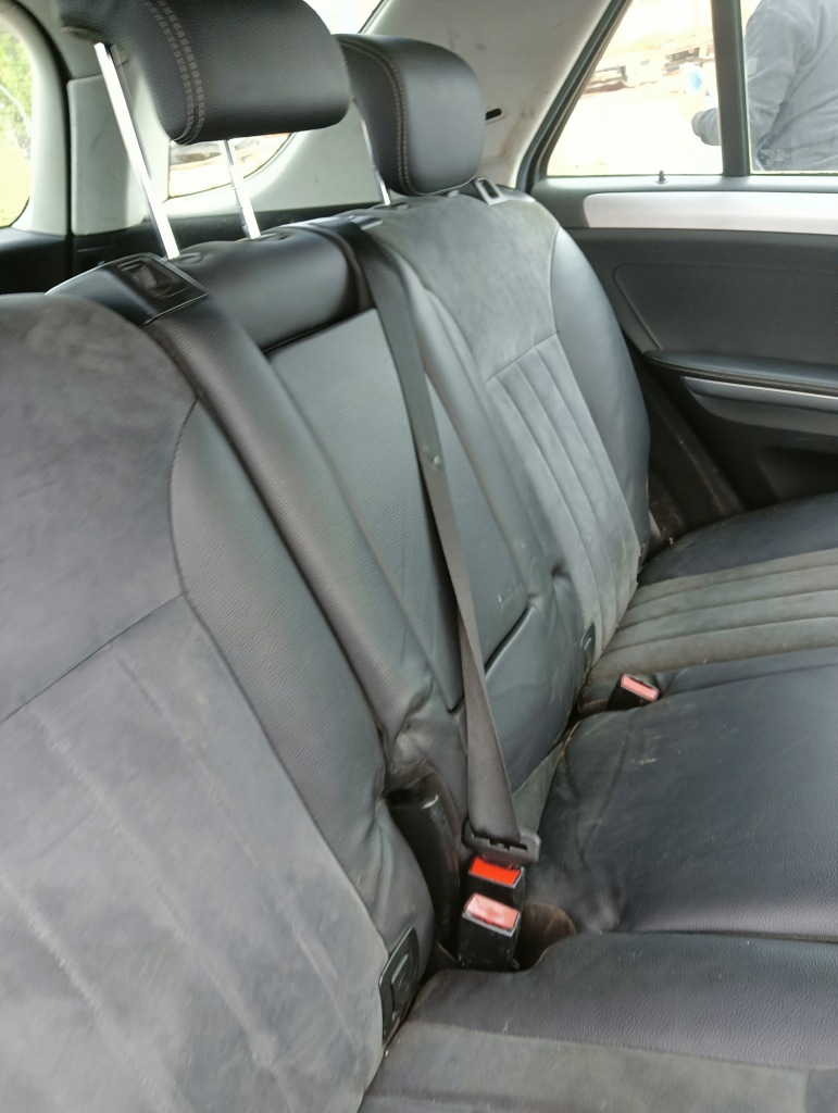 Купити Mercedes ml w164 заднє сидіння задній задня комплект