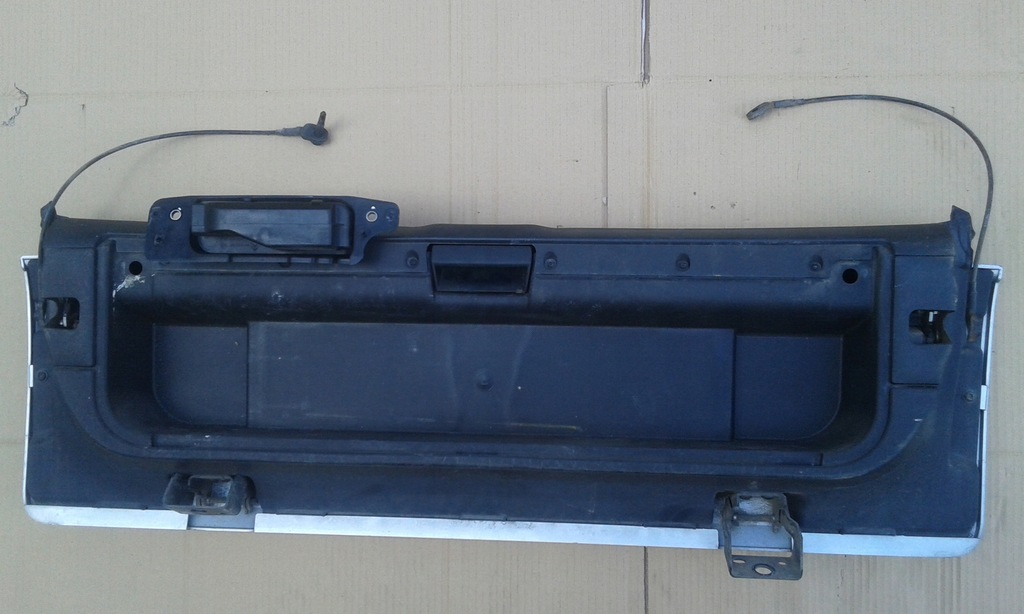 фото №9, Кришка багажника задня задня борт нижня замок citroen c2 03-09