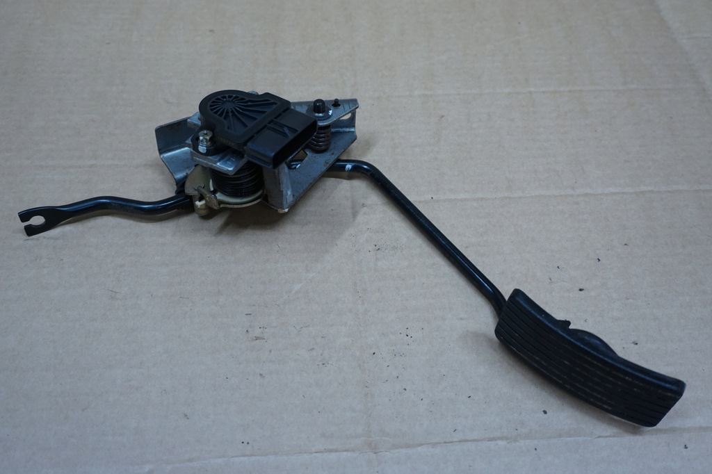 фото №1, Pajero pinin педаль газу потенціометр 1,8 gdi