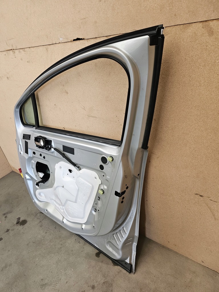 фото №9, Peugeot 3008 09- дверь правый перед правое ezrc