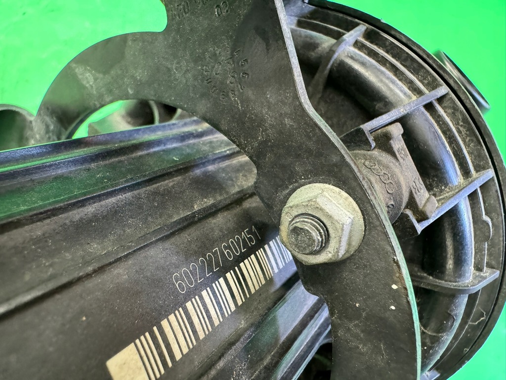 фото №8, Насос повітря вторинного 07l959253 07l959231 audi s6 c6 5.2 fsi v10 06- bxa