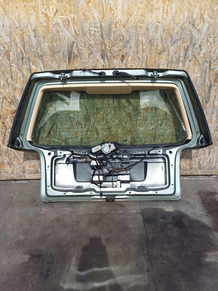 фото №12, Кришка багажника багажника задня задня vw passat b5 kombi lift 00-05 скло kpl
