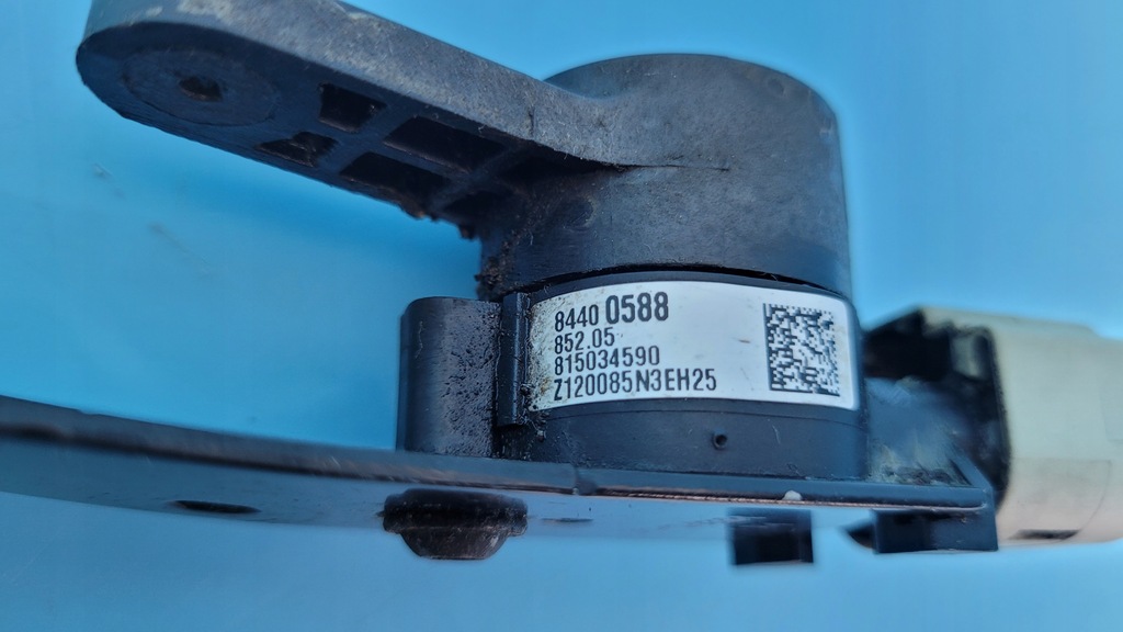 фото №14, Opel insignia b gsi 21r датчик вирівнювання лампа правий 84400588