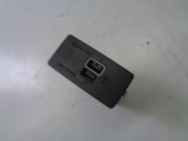 фото №1, Роз'єм порти usb volvo xc90 ii 2014- xc60