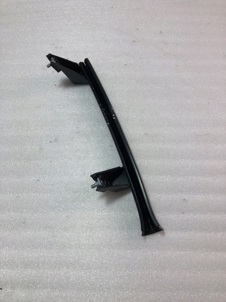 фото №1, Fiat 500 направляющая стекло правый перед