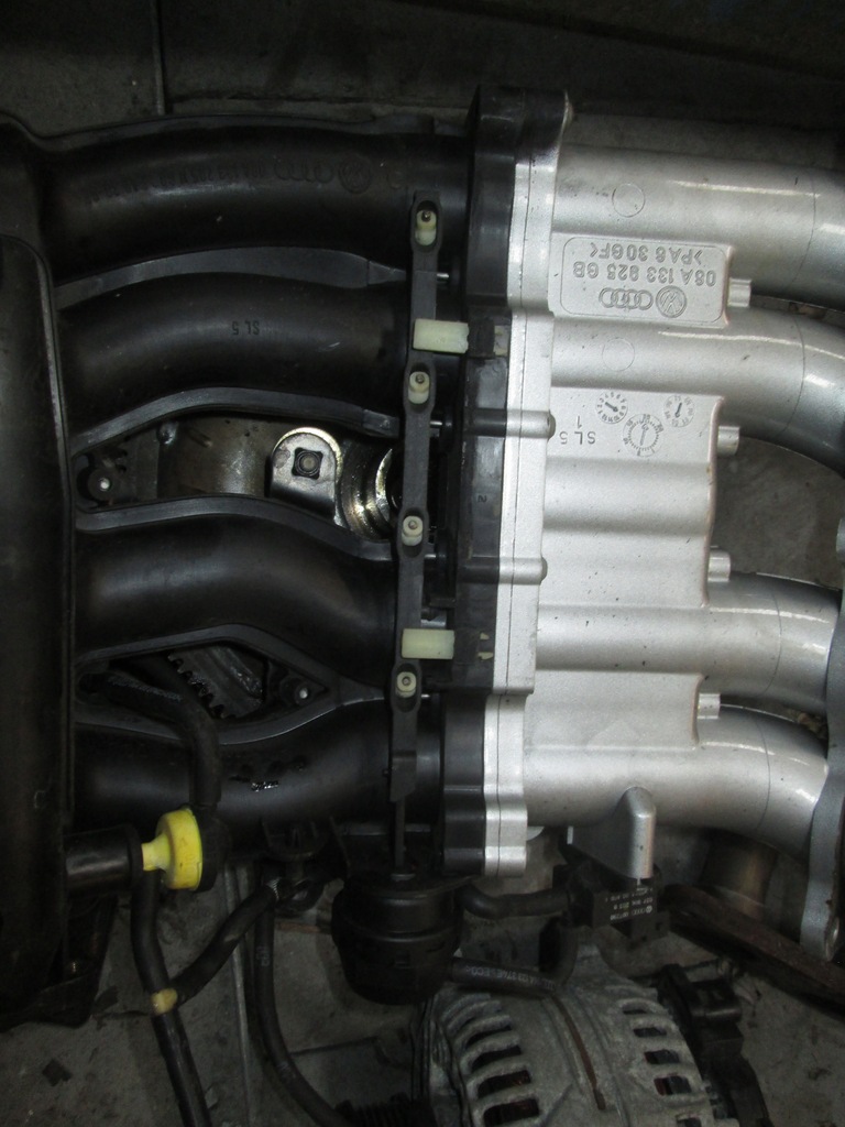 фото №9, Колектор всмоктуючий 06a133925gb 1.8 a3 8l bora golf iv