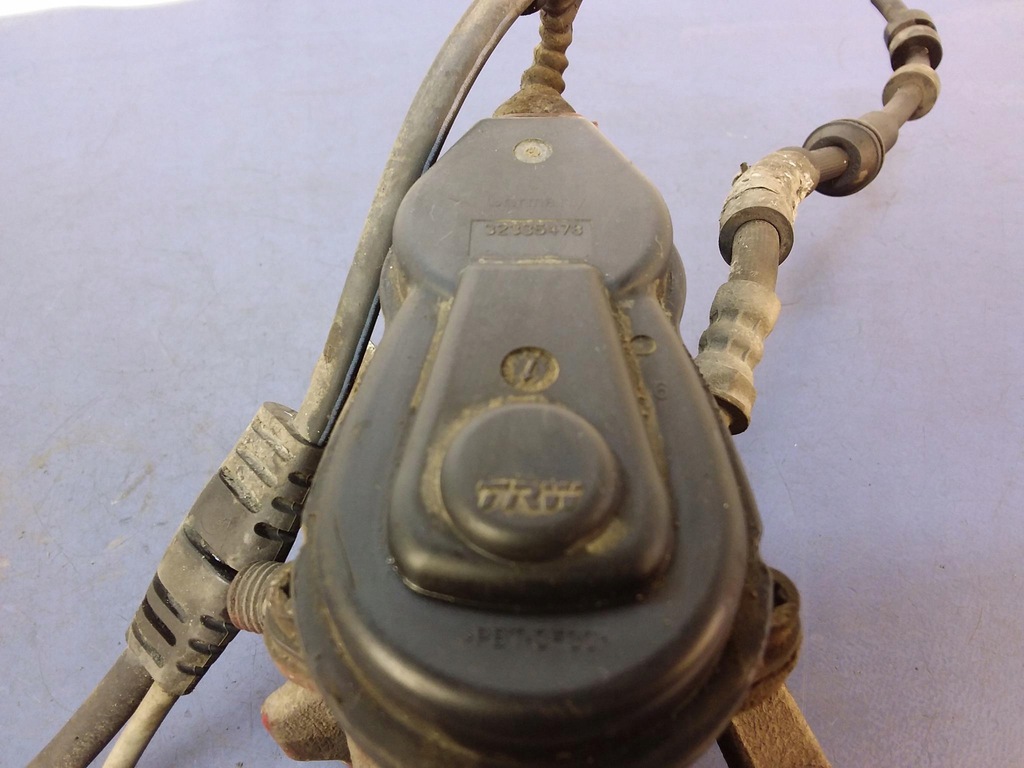 фото №4, Audi q5 8r 2.0 tdi суппорт скоба задняя правый