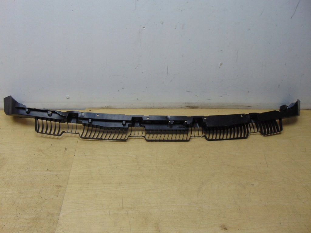 фото №6, Volkswagen оригінальний номер 510807863a напрямна бампера