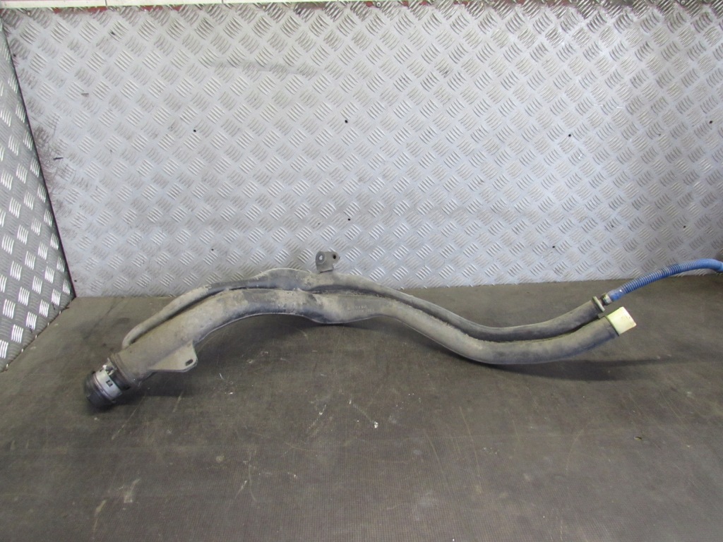 Заливная горловина топлива труба opel zafira b 05-14r 13159945 , 551020308 с Разборки