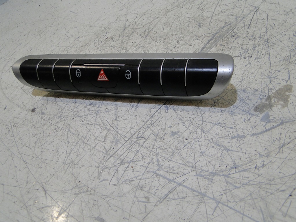 фото №3, Smart fortwo ii переключатель света аварийных