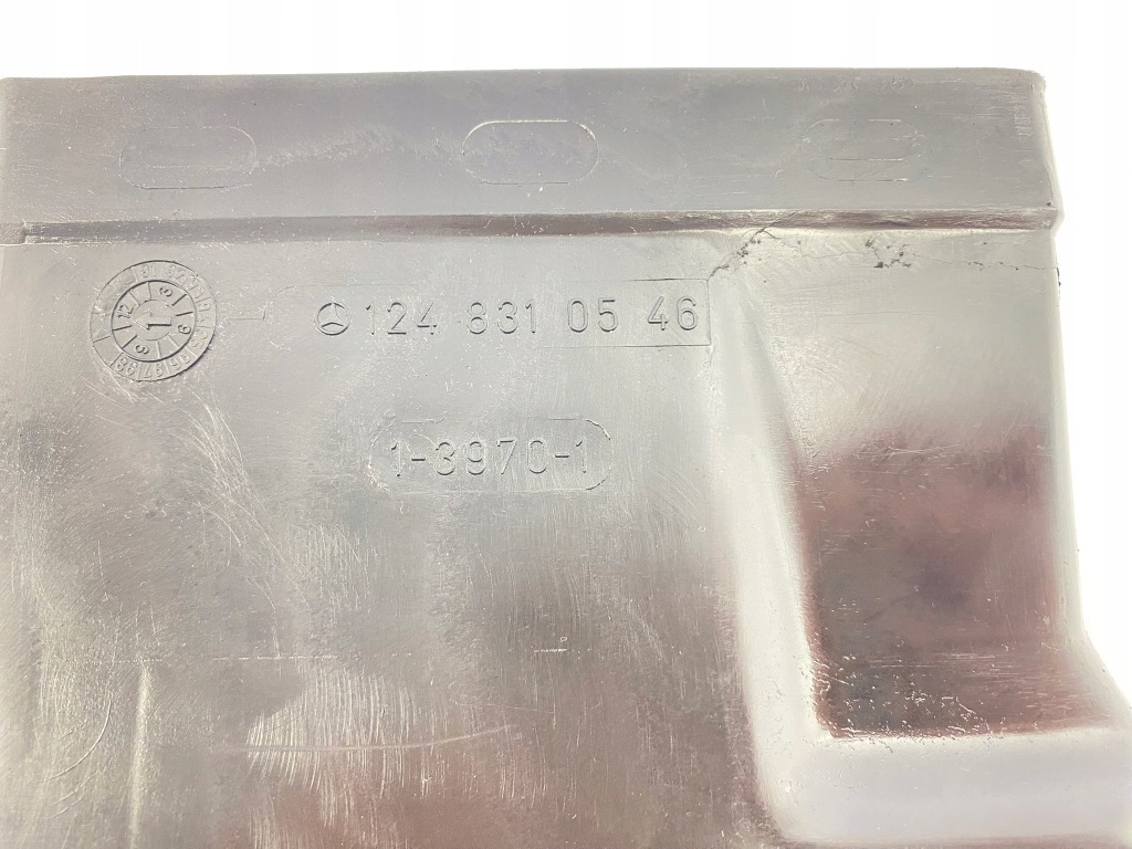 Труба канал повітря вентиляції обдув mercedes w124 1248310546 Оригінал