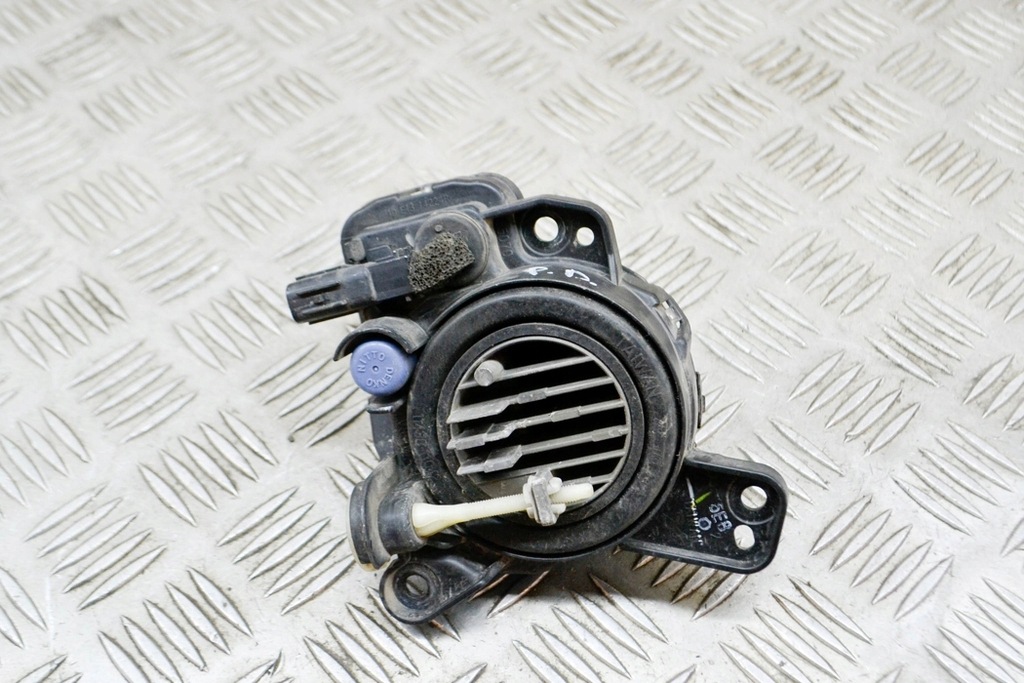 фото №5, Mazda cx-3 dk передние правое свет противотуманные 11438-11042 1.50 дизель