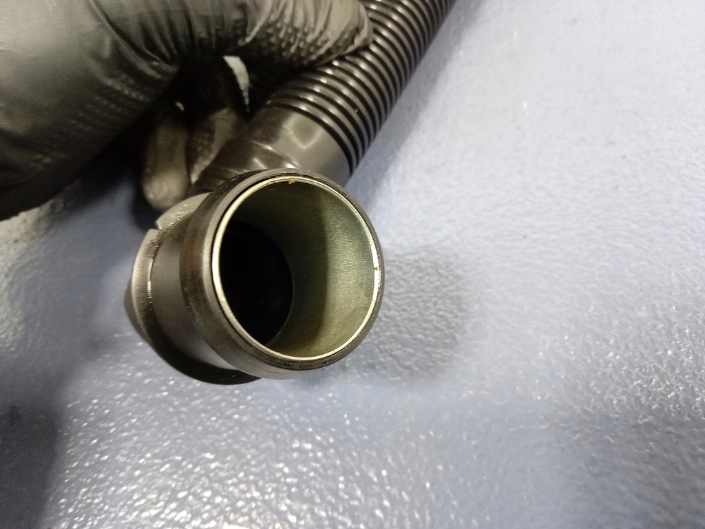 фото №2, Cayman ii 981 3.4 труба заливной масла 98110726400