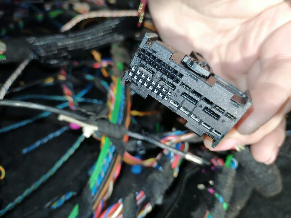 Bmw e90 жгут аудио hifi Киев