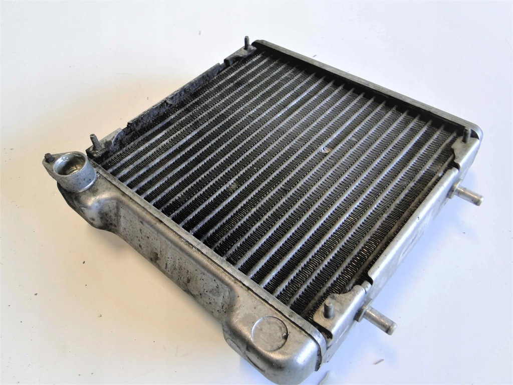 фото №1, Mercedes sls amg 197 радиатор масла a1975001200