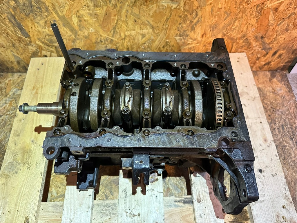 Блок двигателя dół wał поршни opel astra j meriva b 1.4 turbo b14net Киев