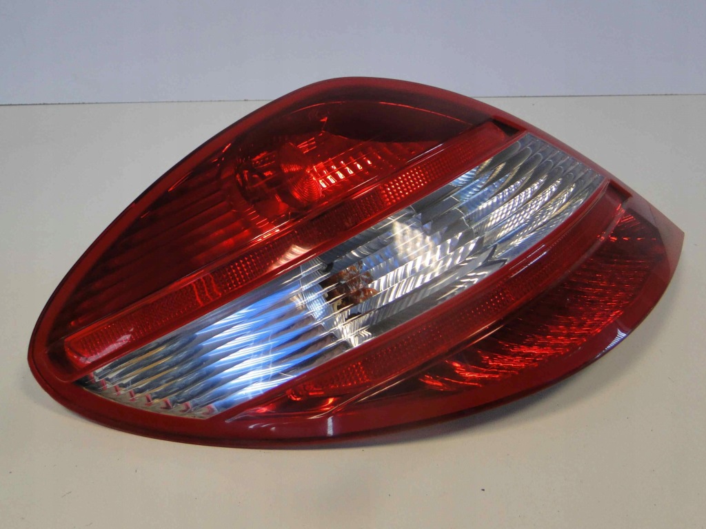 фото №2, Mercedes slk r171 171 лампа задняя левая europa