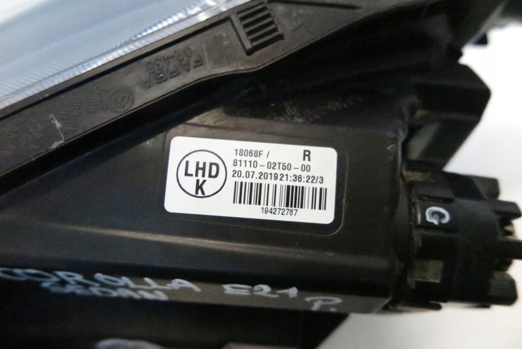 фото №10, Лампа правая перед передняя full led toyota corolla e21 sedan 81110-02t50