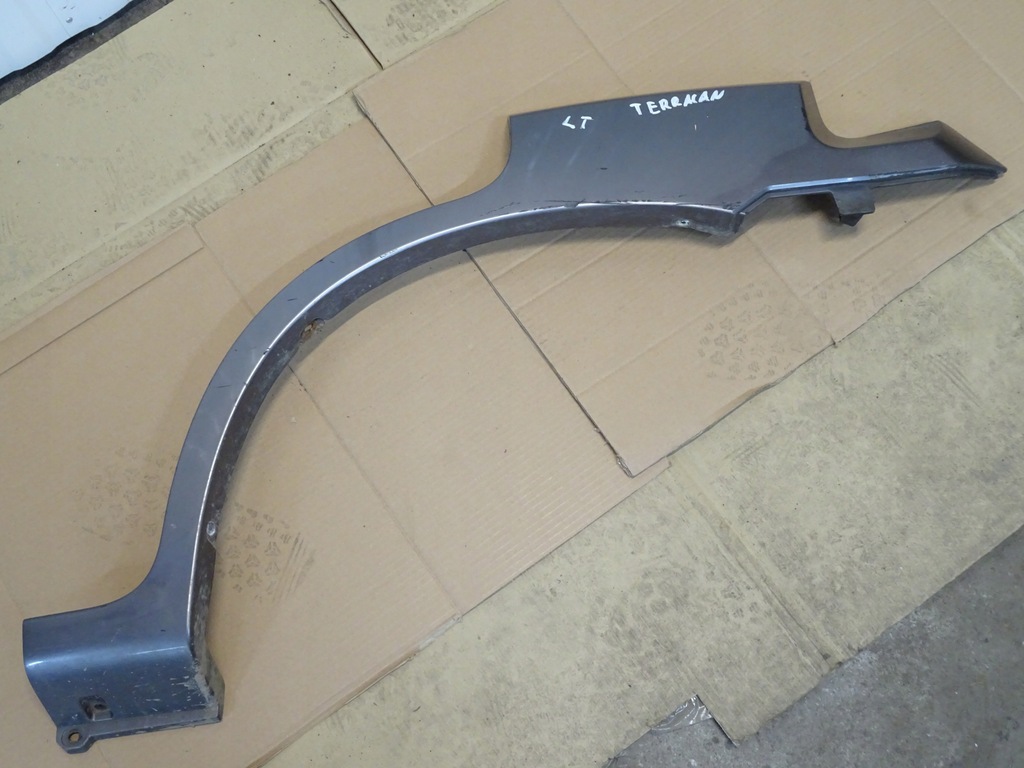 фото №1, Terracan молдинг накладка крыла левый задняя 04r