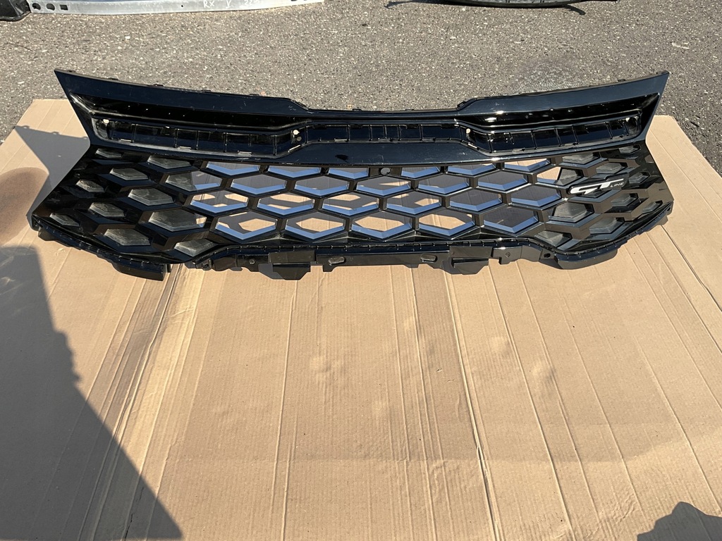 фото №1, Решётка радиатора kia sportage v 21- gt line oryg