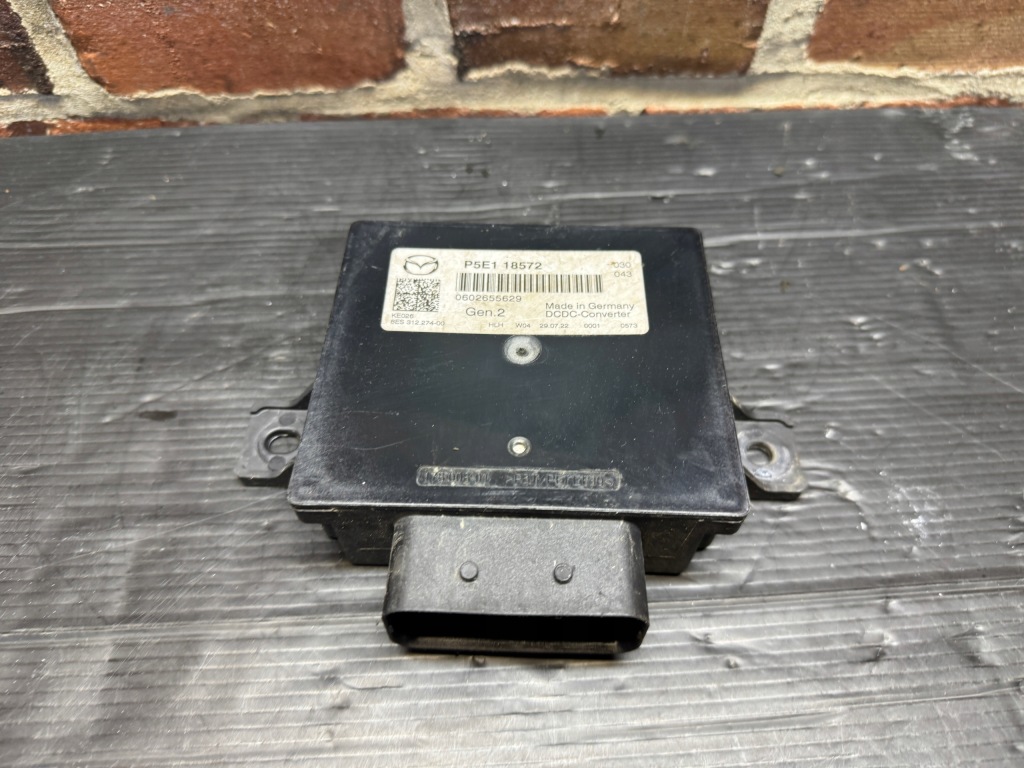фото №1, Mazda cx-3 конвертер преобразователь p5e118572v