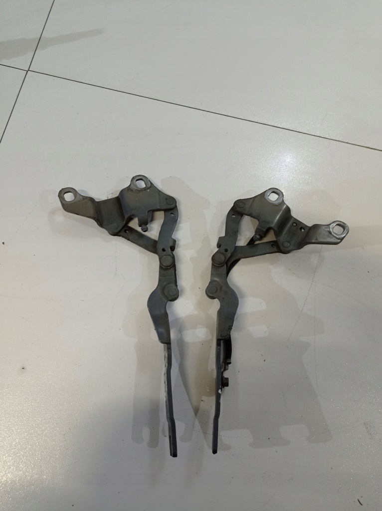 фото №1, Bmw 3 e90 e91 петля капот правый левый