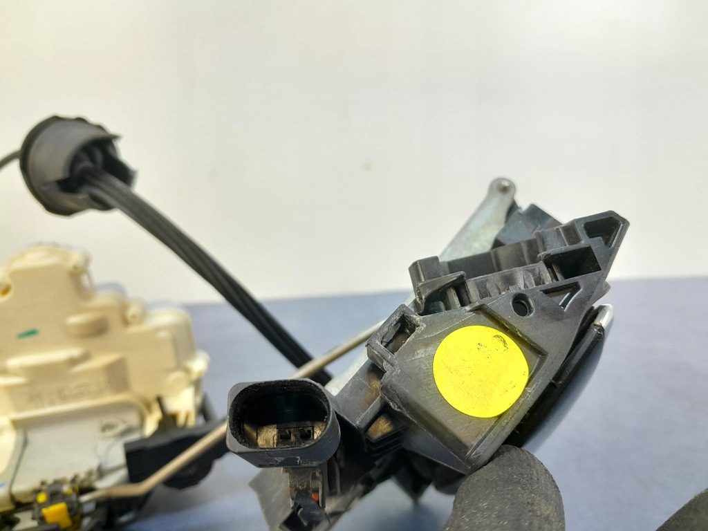 фото №6, Audi a8 d3 lift замок двері перед лівий 4e1837015e