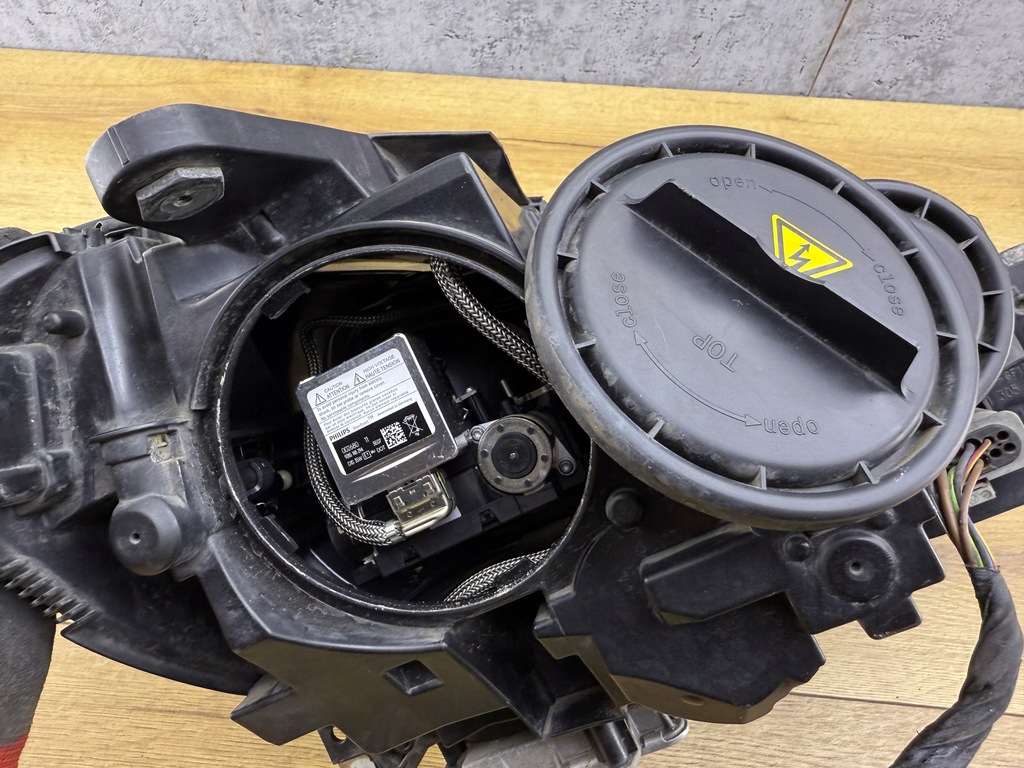 фото №14, Лампа фара лівий перед bi-xenon ils mercedes-benz w204 lift org