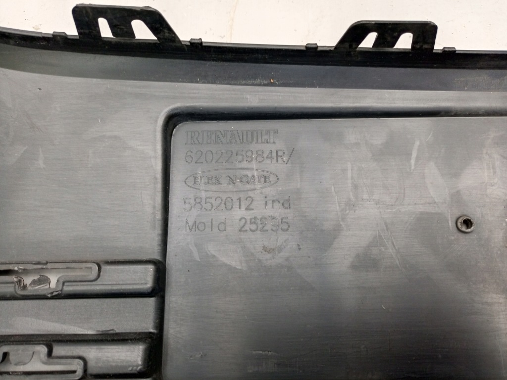 Renault kangoo iv 4 2020- бампер перед передний 620225984r = с Разборки