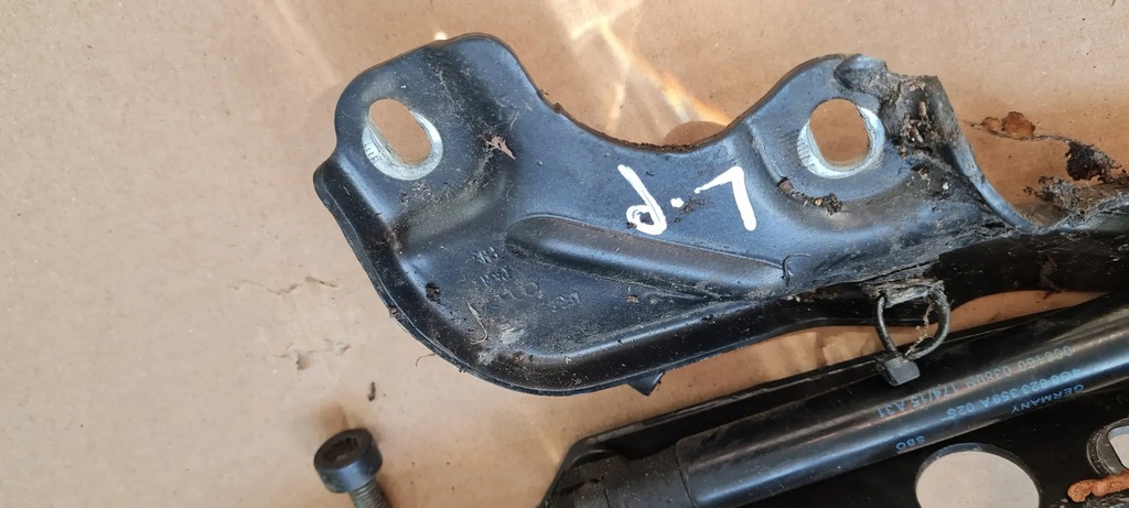 фото №7, A6 c7 4g lift петля крышки капот левый перед lx7u 4g8823301e a7 4g