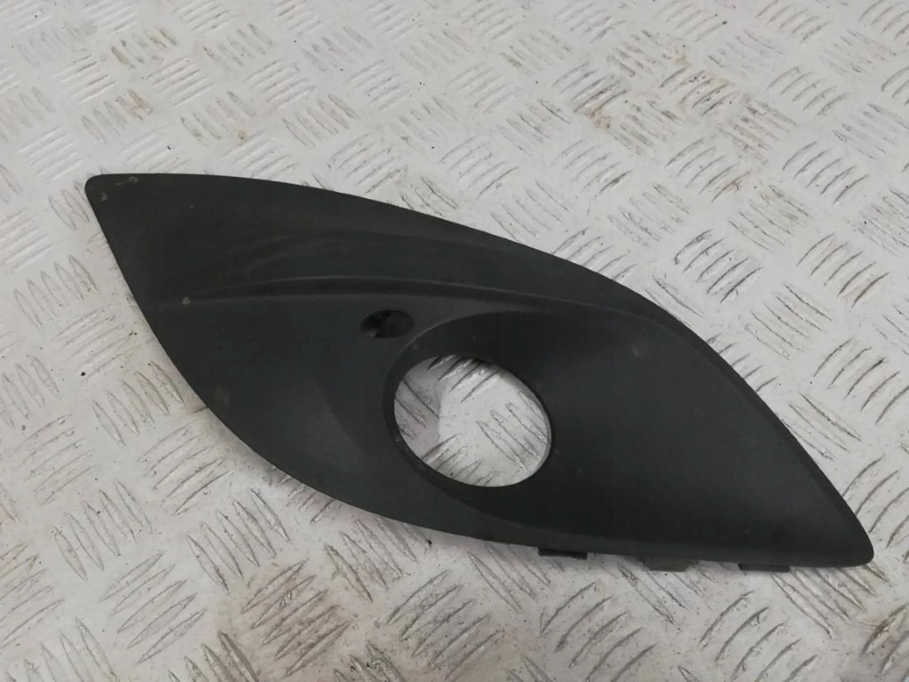 фото №1, Opel meriva b 2012 решётка, заглушки