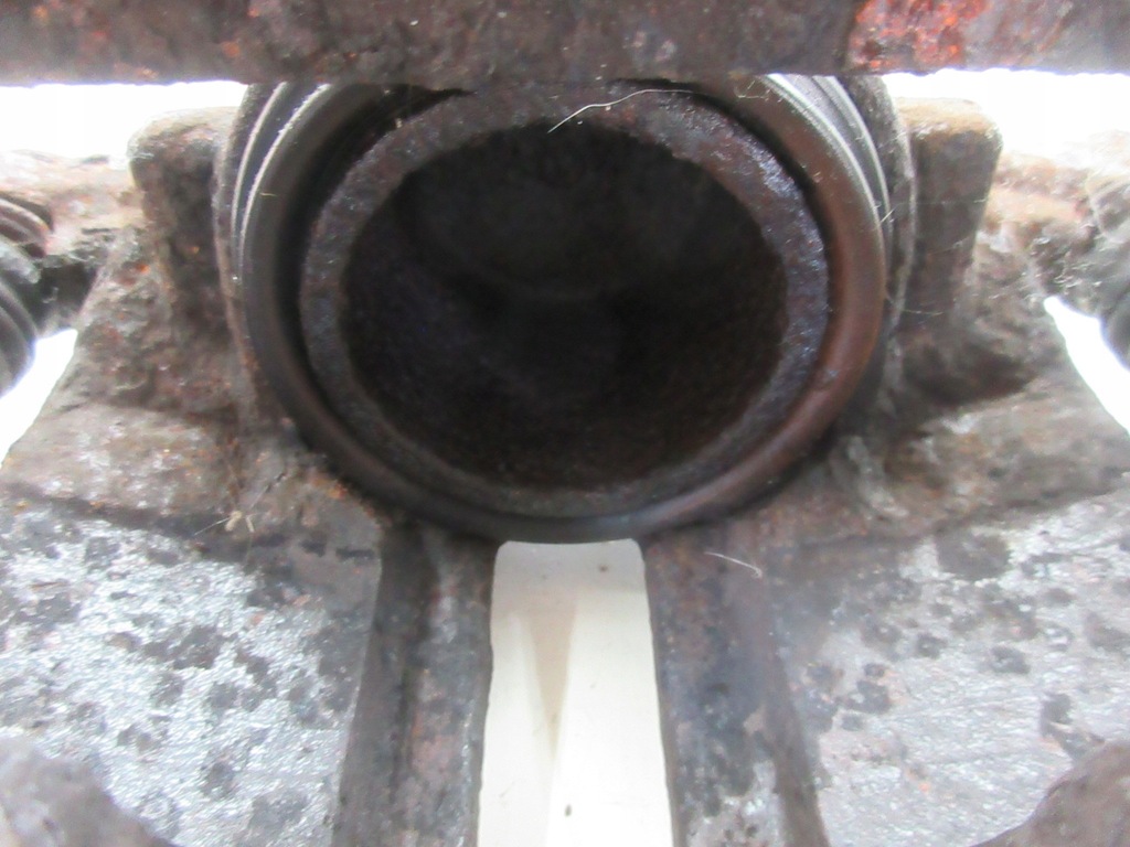 фото №9, Honda civic vii 1.4 d14z6 супорт гальмівний перед передній правий лівий