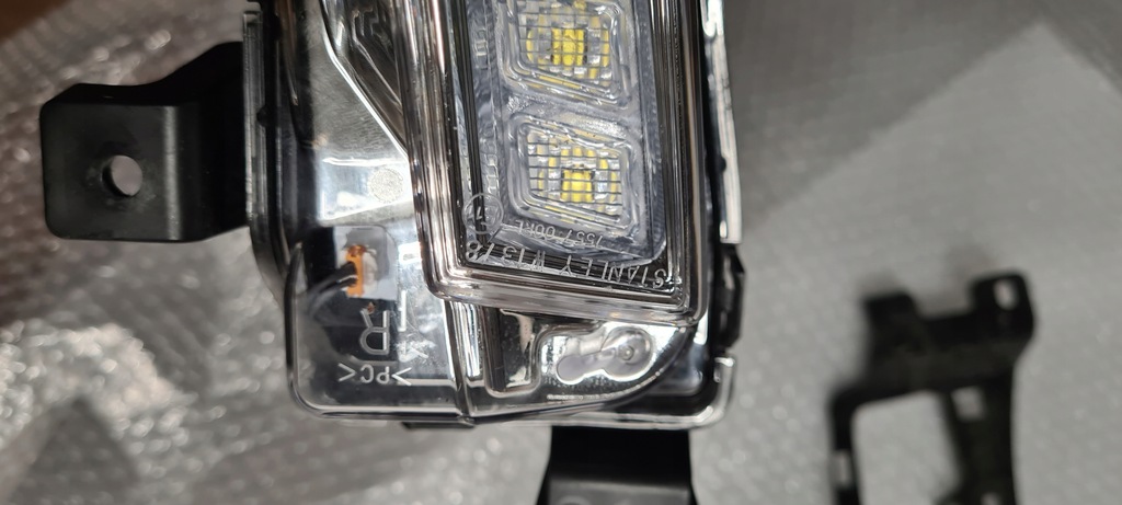 фото №9, Suzuki vitara правый led drl stanley w1378