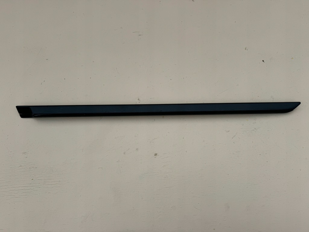 фото №1, Volvo s90 v90 16r- молдинг дверь левый задняя левая задняя 31440102