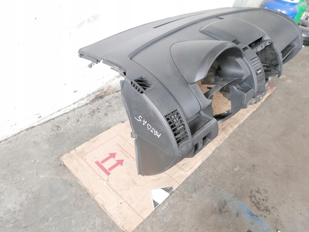 фото №8, Приборная панель приборная консоль приборная панель mazda 5 i cr 05-