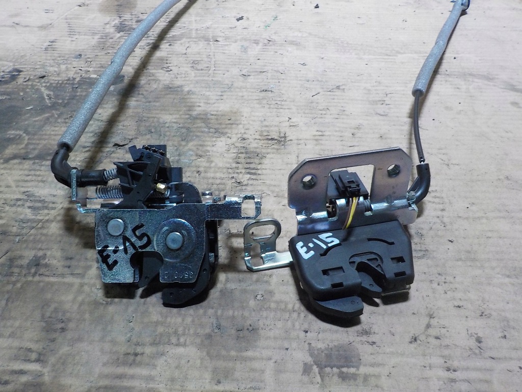 фото №1, Замки задний сиденье пара mercedes w212 3.5b sedan