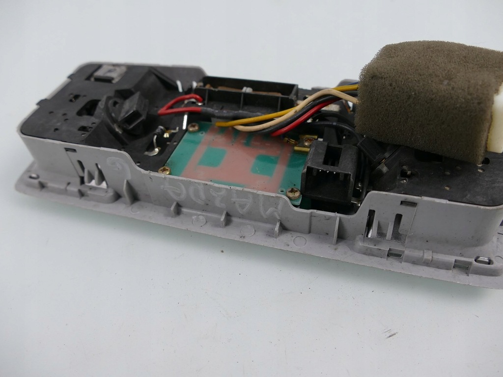 фото №6, Mazda 6 gg лампа кабины потолочный освещение