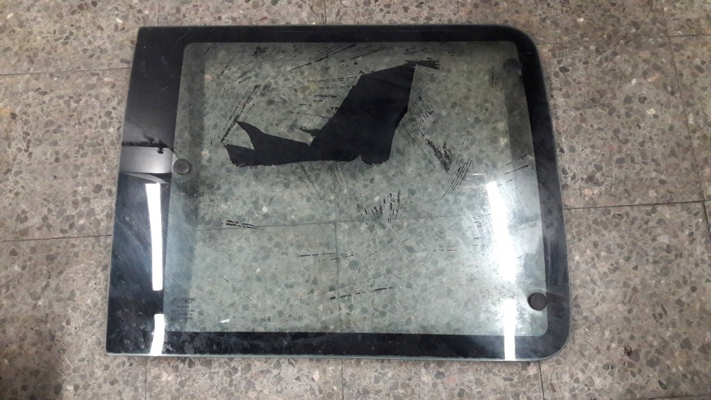 фото №1, Стекло кузовная правый задняя doblo i