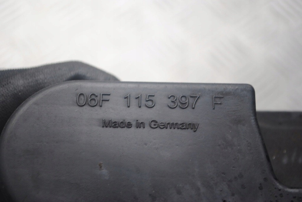 фото №6, Корпус фильтра масла 06f115397f audi a4 b7 2.0t