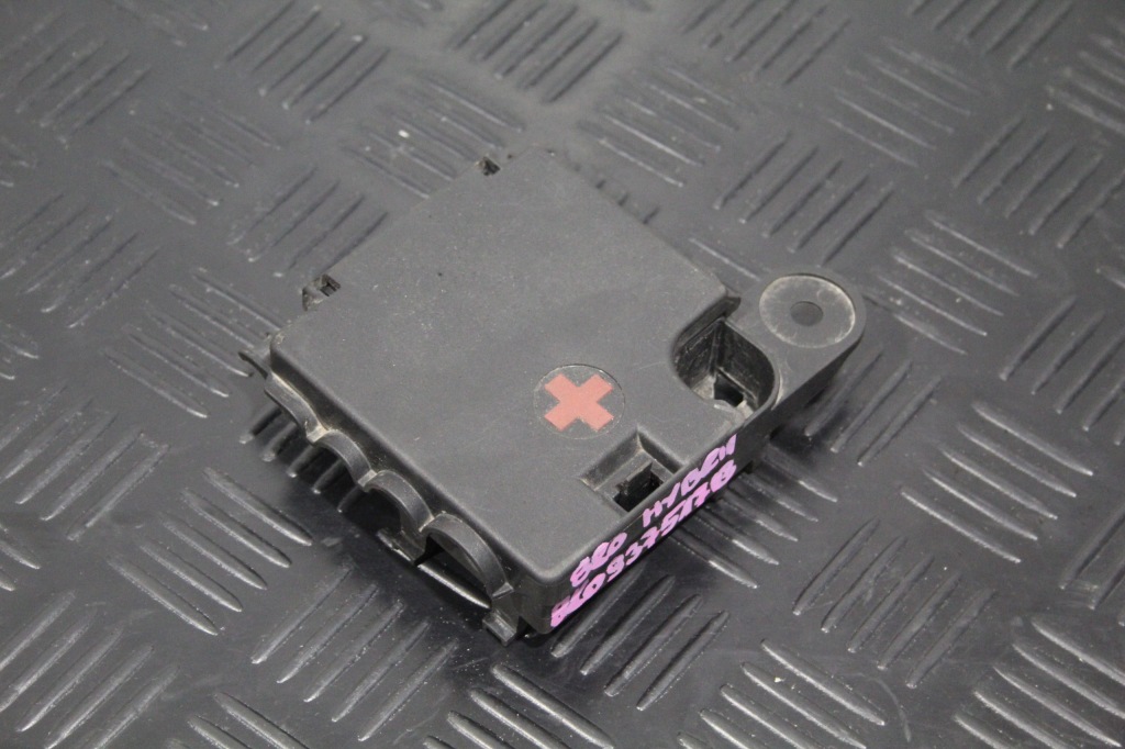 фото №1, Розподільник струму audi q5 8r0 8k0937517b