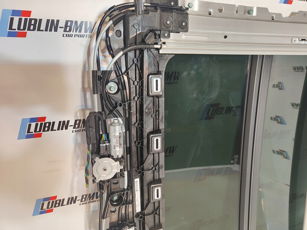 фото №11, Люк стеклянный панорама крыша bmw 1 f52